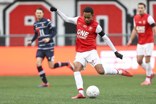 爵士收购曼 爵士收购曼