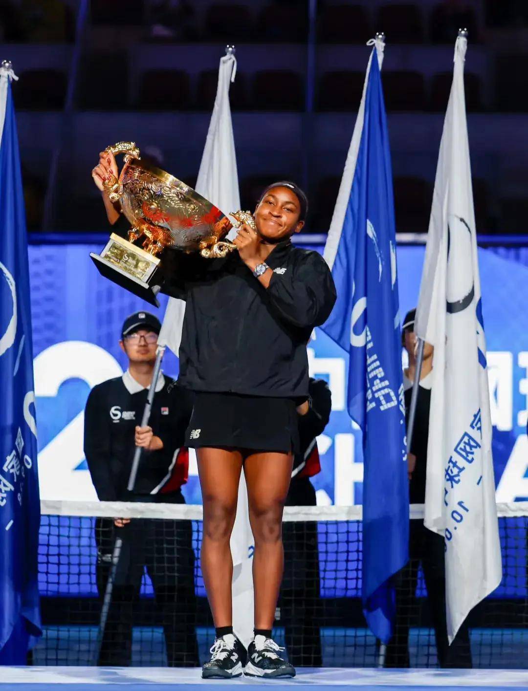 足的矛盾如 足的矛盾如