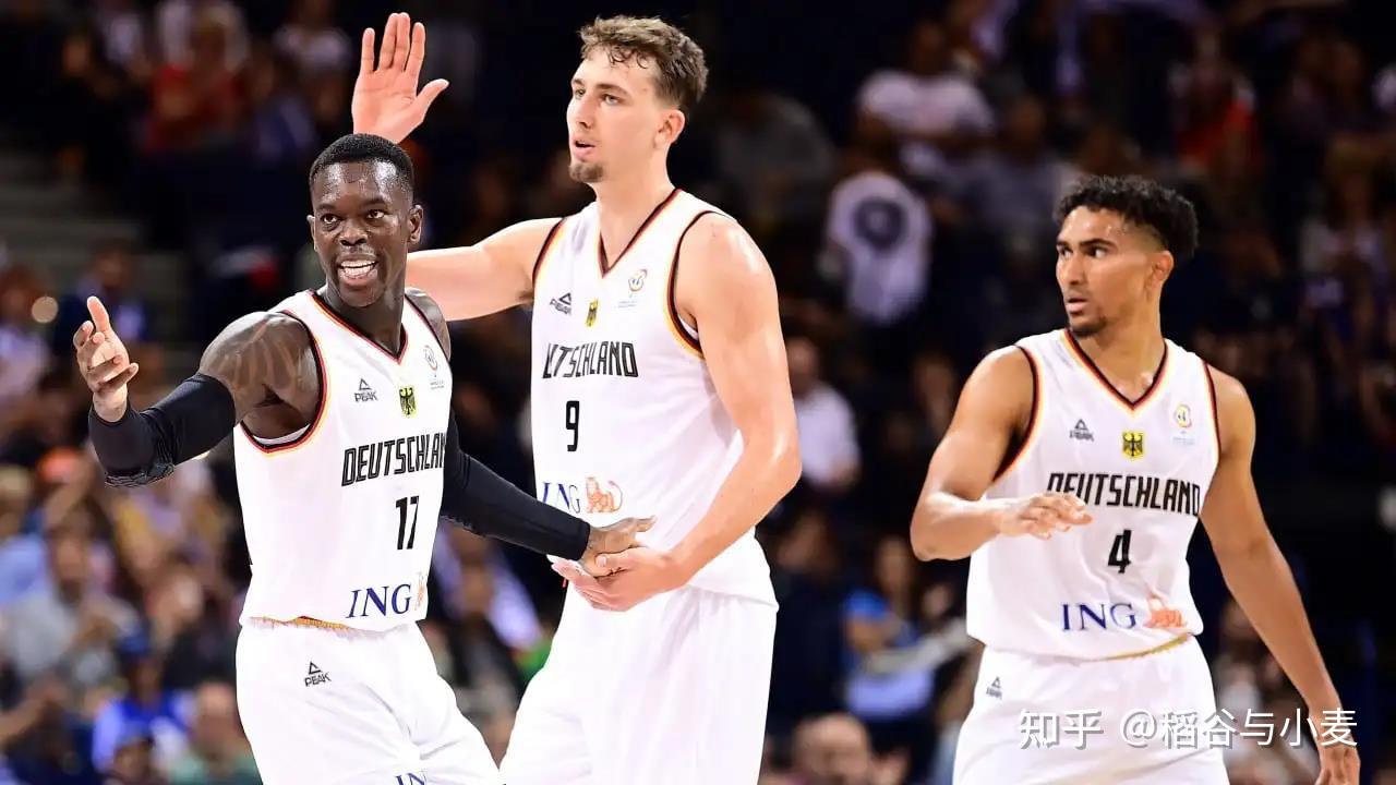 与此类似 与此类似