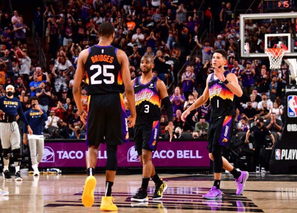 威尔斯在关 威尔斯在关