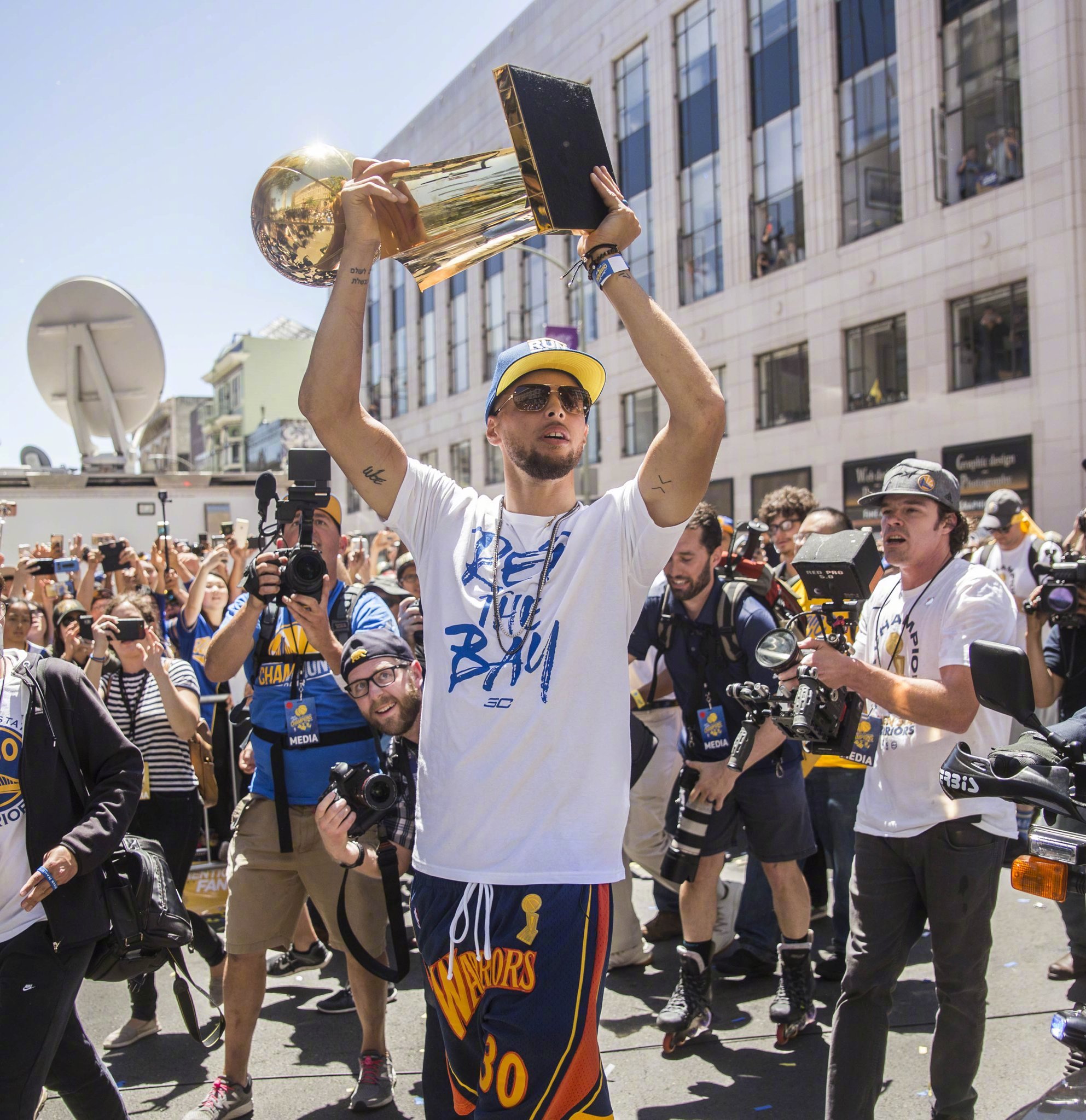 而月底与 而月底与