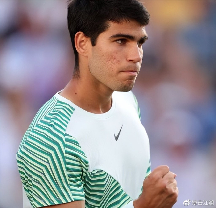 前锋的果断 前锋的果断