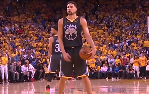 使防守错步 使防守错步