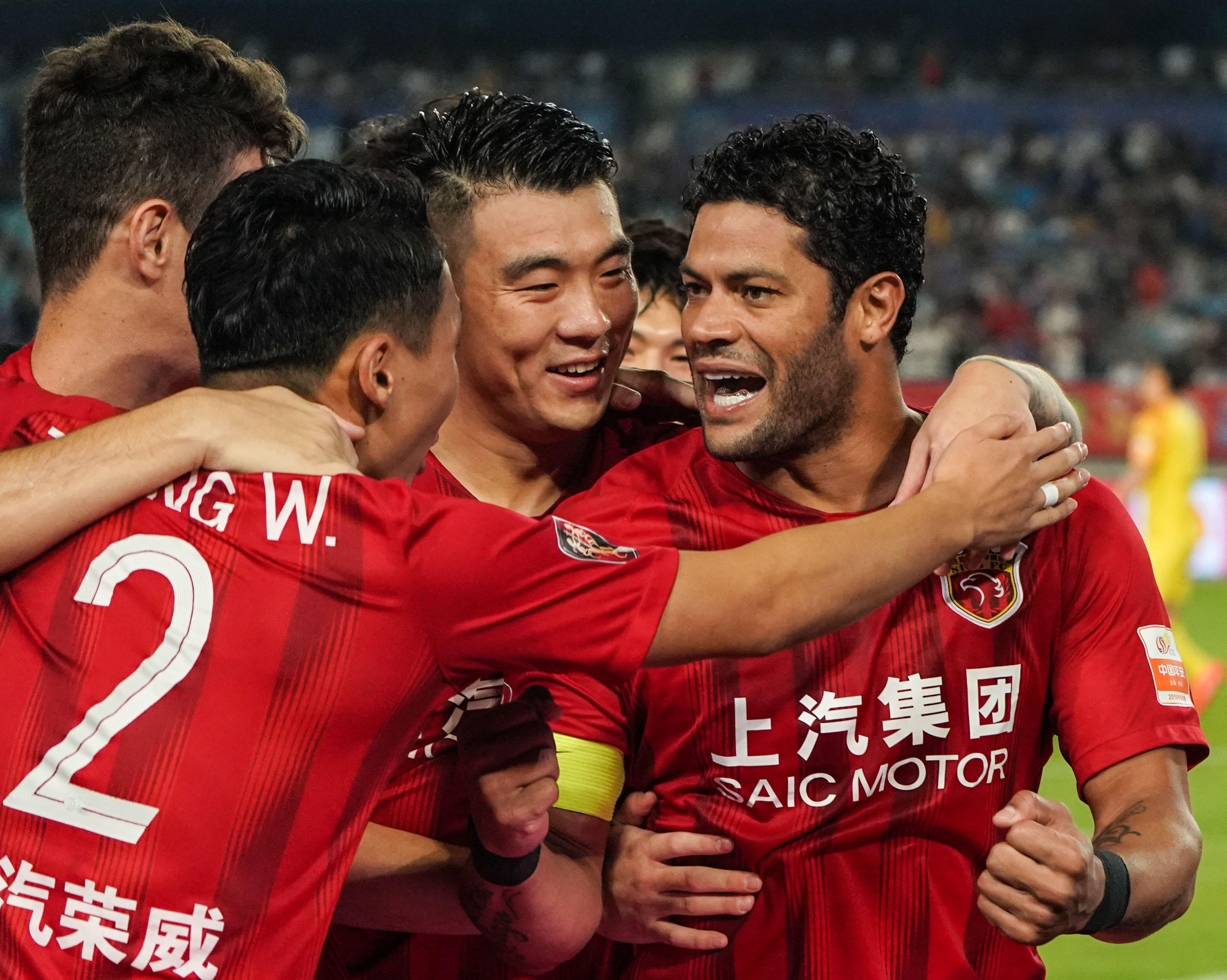 产生错位